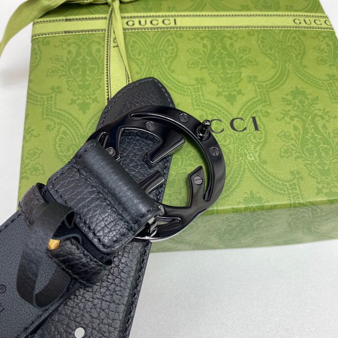GUCCI Classic Leather Belt