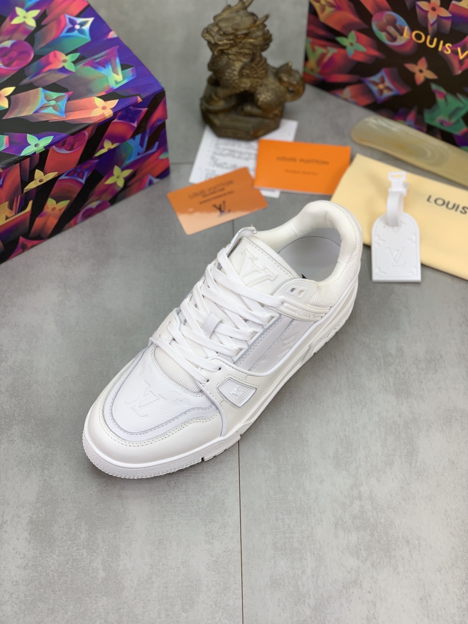 Louis Vuitton Fashionable Versatile Sneakers