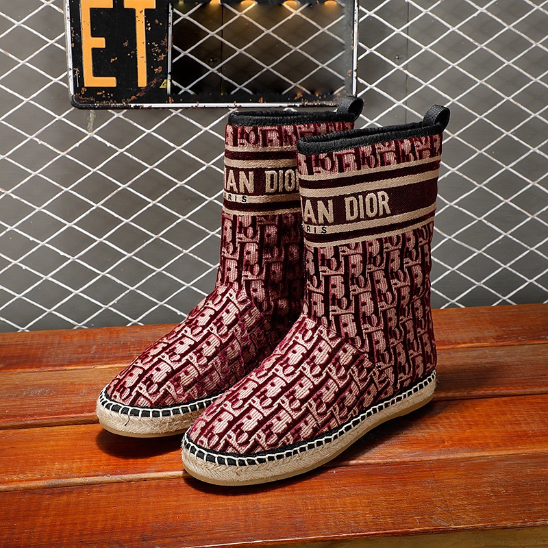 Dior Granville Snow Boots: The Hottest Winter Trend