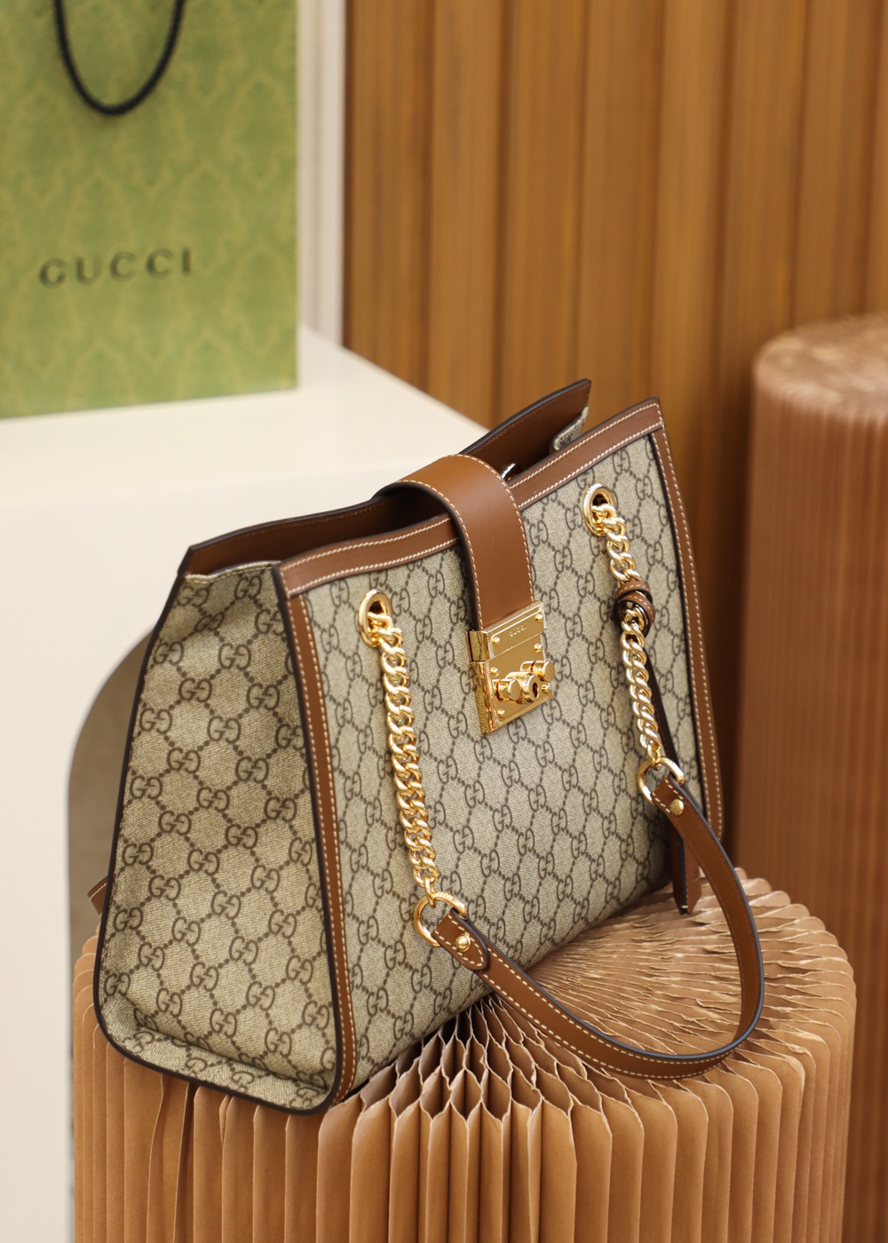 Gucci Classic Vintage-Inspired Leather Large Tote Bag