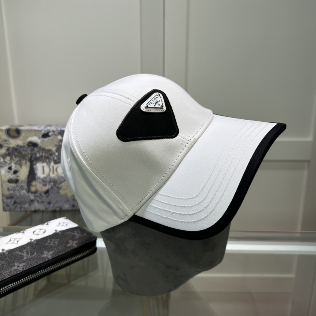 PRADA Cap