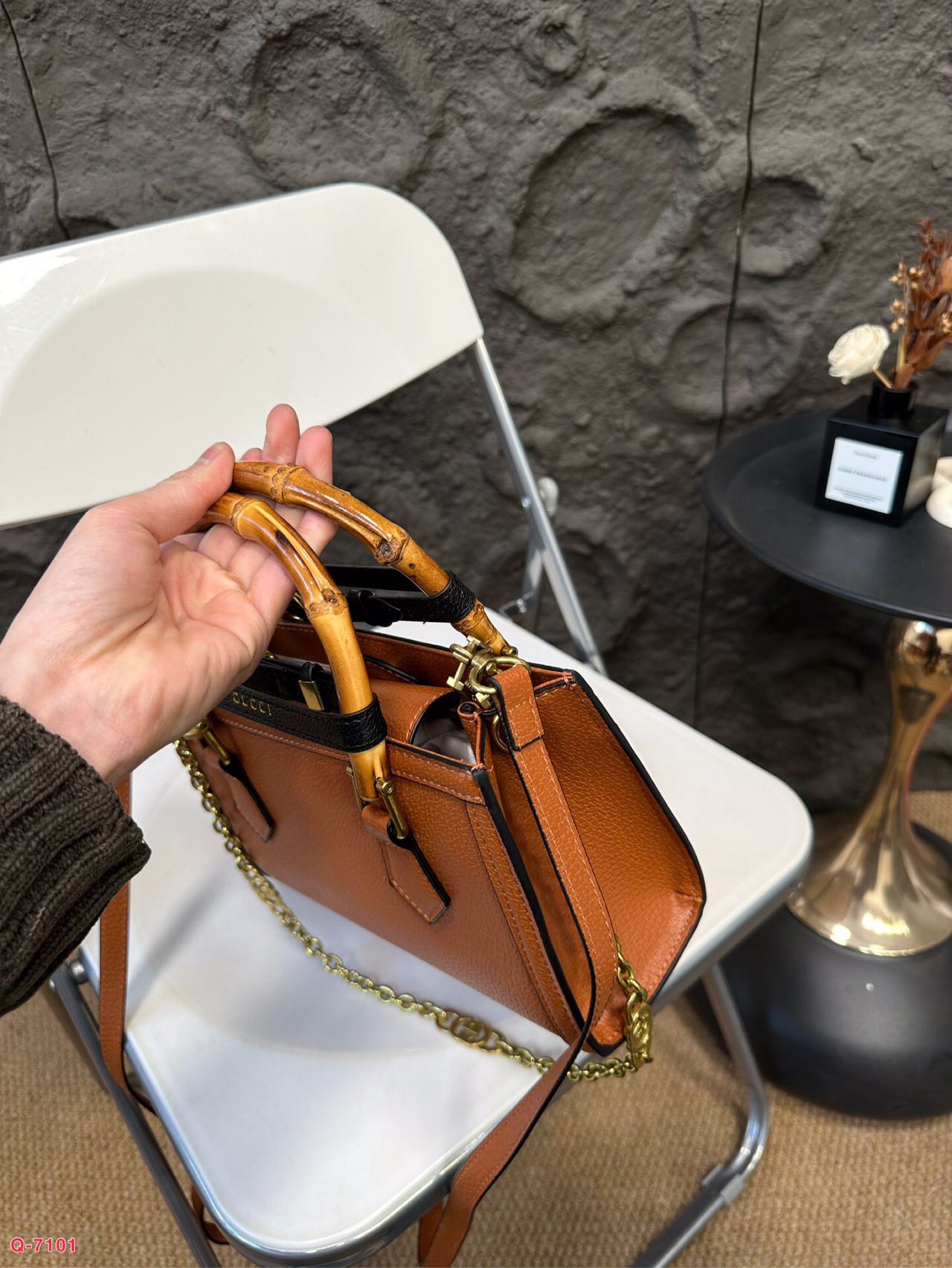 Gucci Top Grade Cowhide Crossbody & Handbag