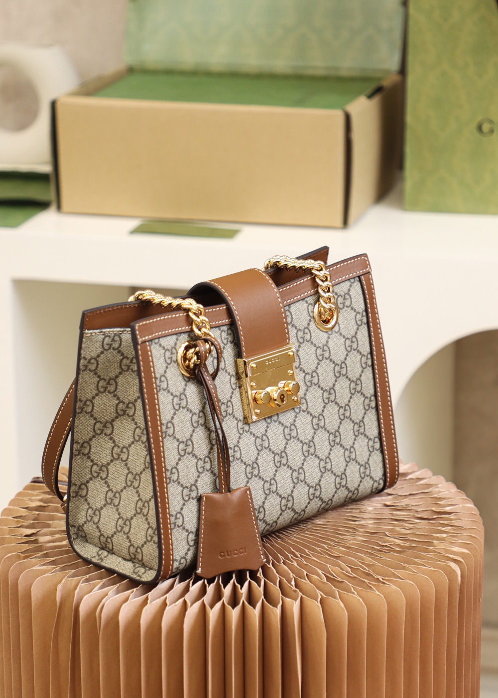 Gucci Classic Vintage-Inspired Leather Single-Shoulder Mini Tote