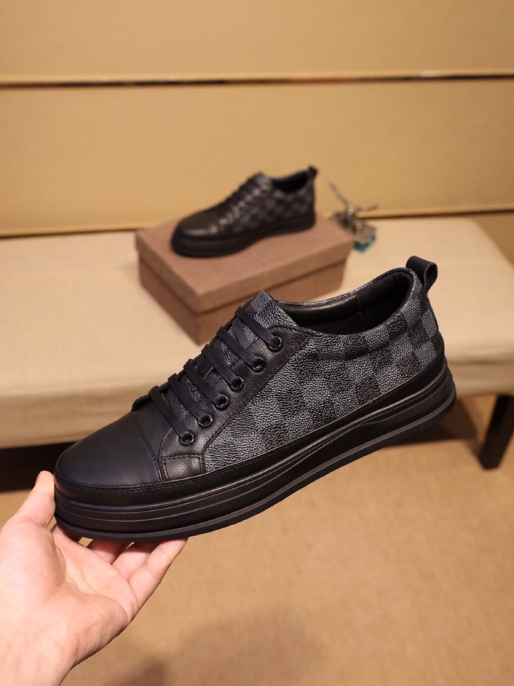 Gucci Vintage Sneakers