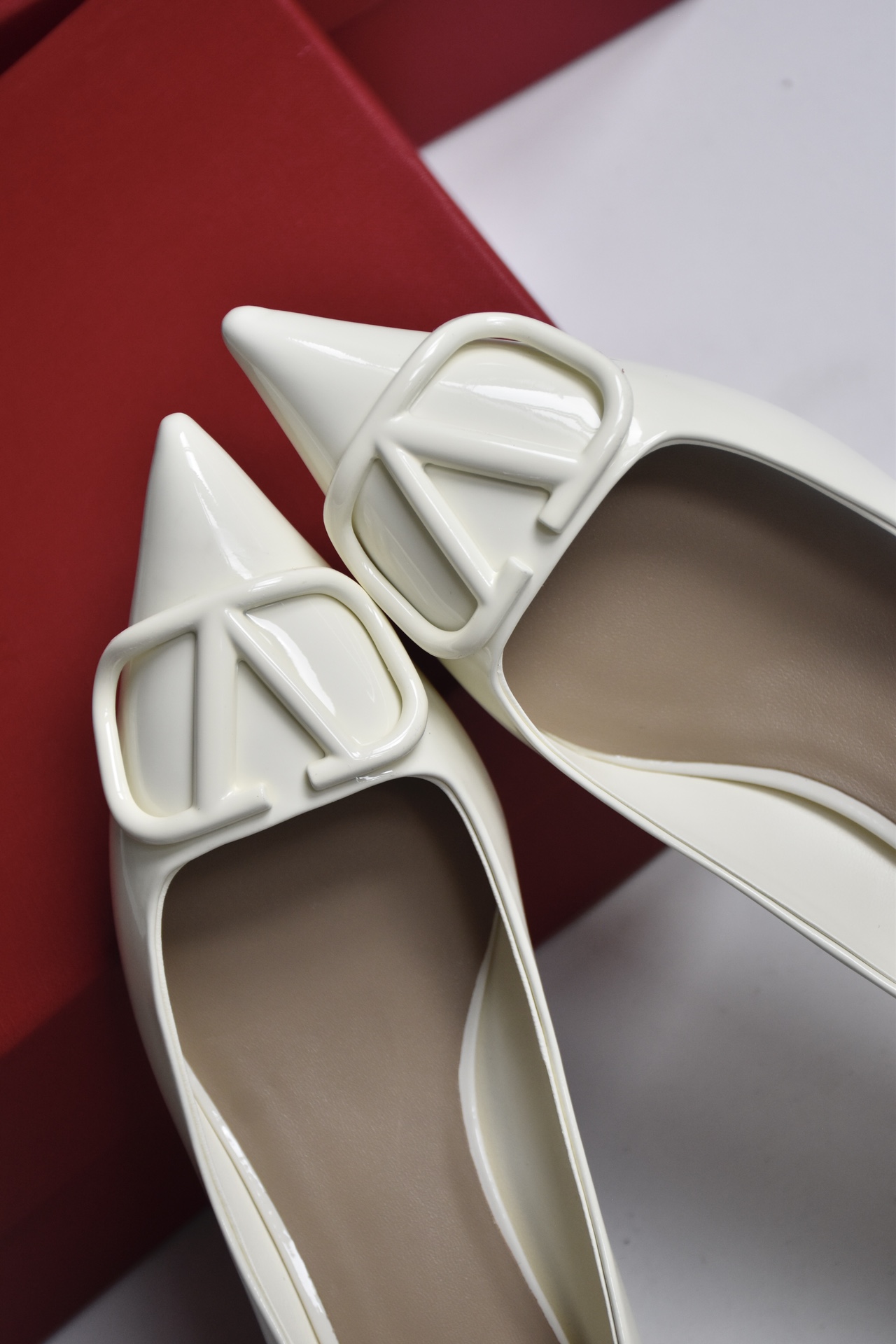 Valentino Classic Patent Leather High Heels (4cm/8 cm)