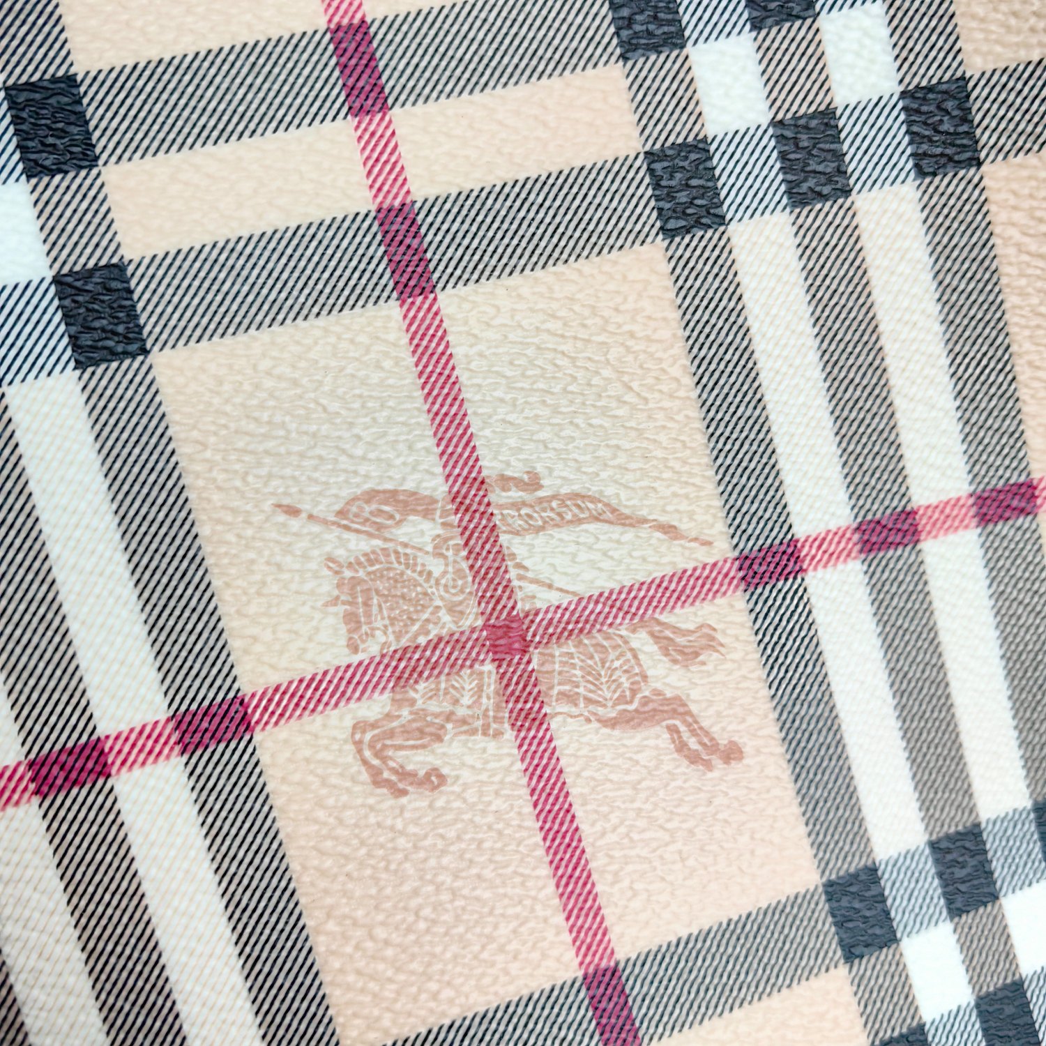 Burberry's Most Classic Matching Tote Bag