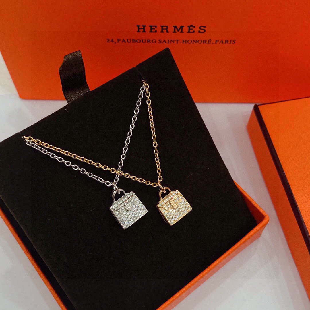 Hermès Kelly Bag Pendant Necklace