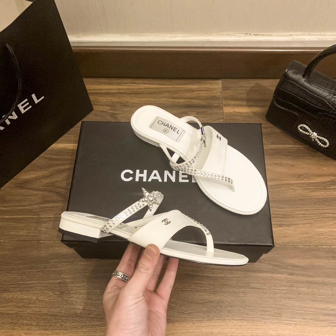 Chanel White Flip-Flops