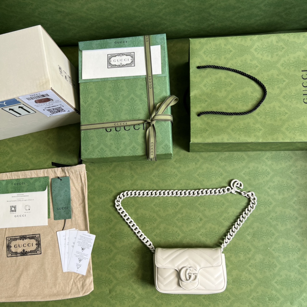 Gucci Lambskin Chain Bag