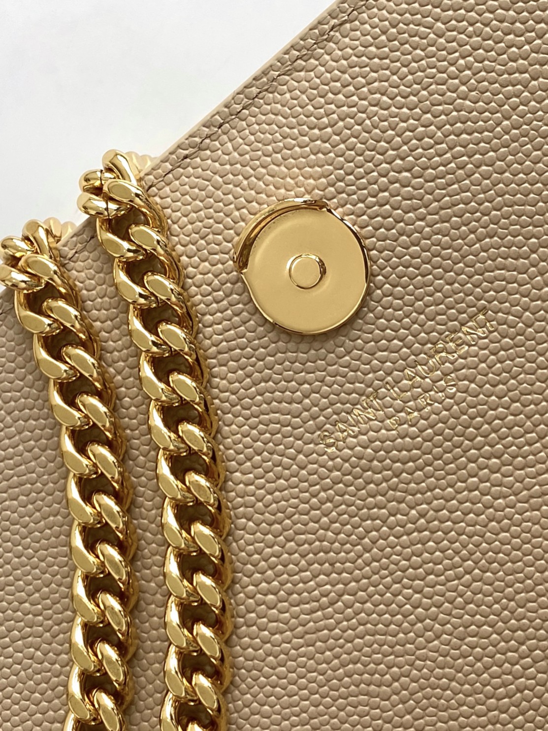 Saint Laurent Classic Chain Shoulder/Crossbody Bag for Women