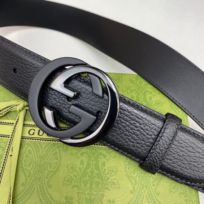 GUCCI Classic Leather Belt