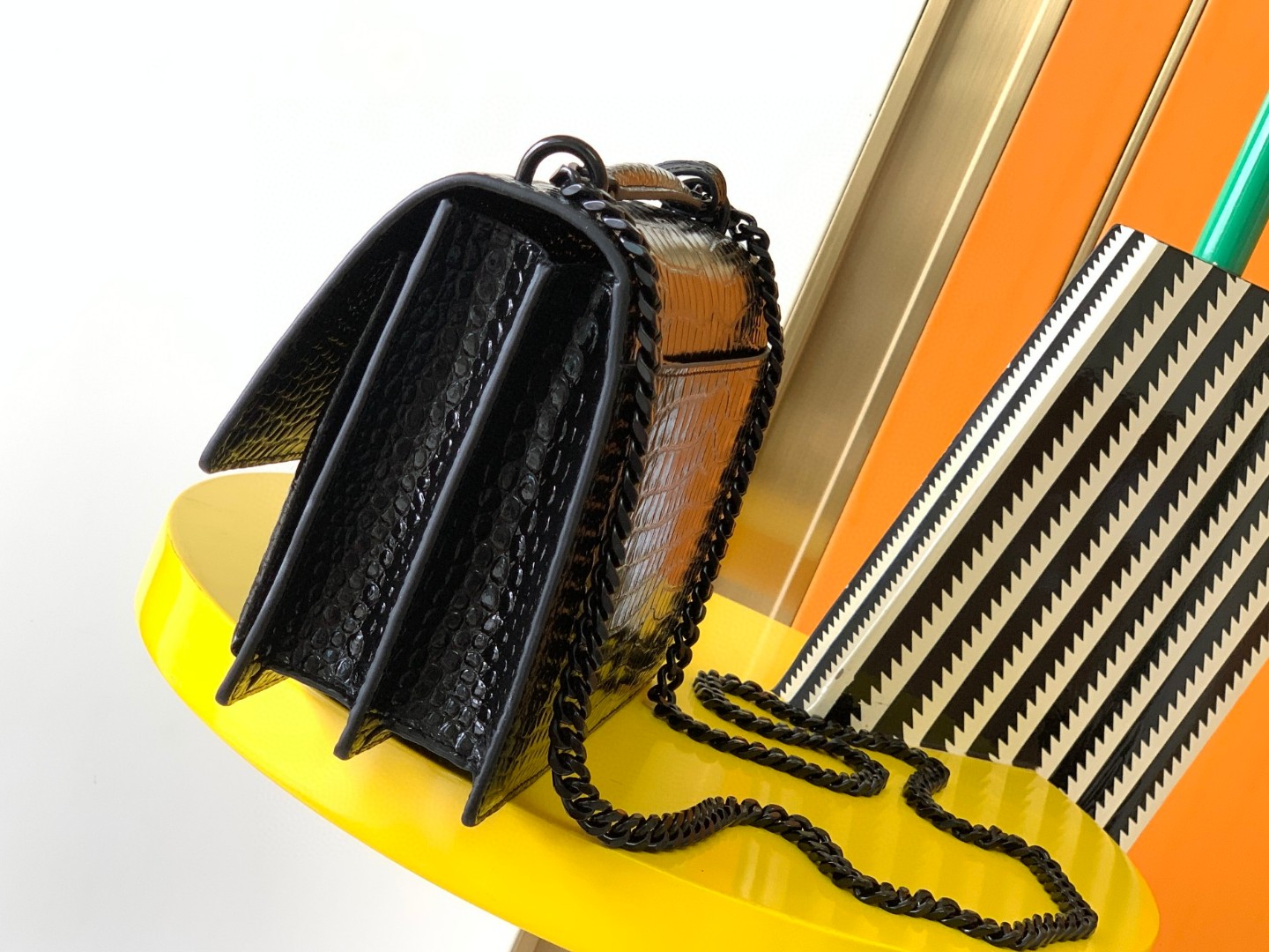 Saint Laurent Classic Chain Shoulder/Crossbody Bag for Women  in Black