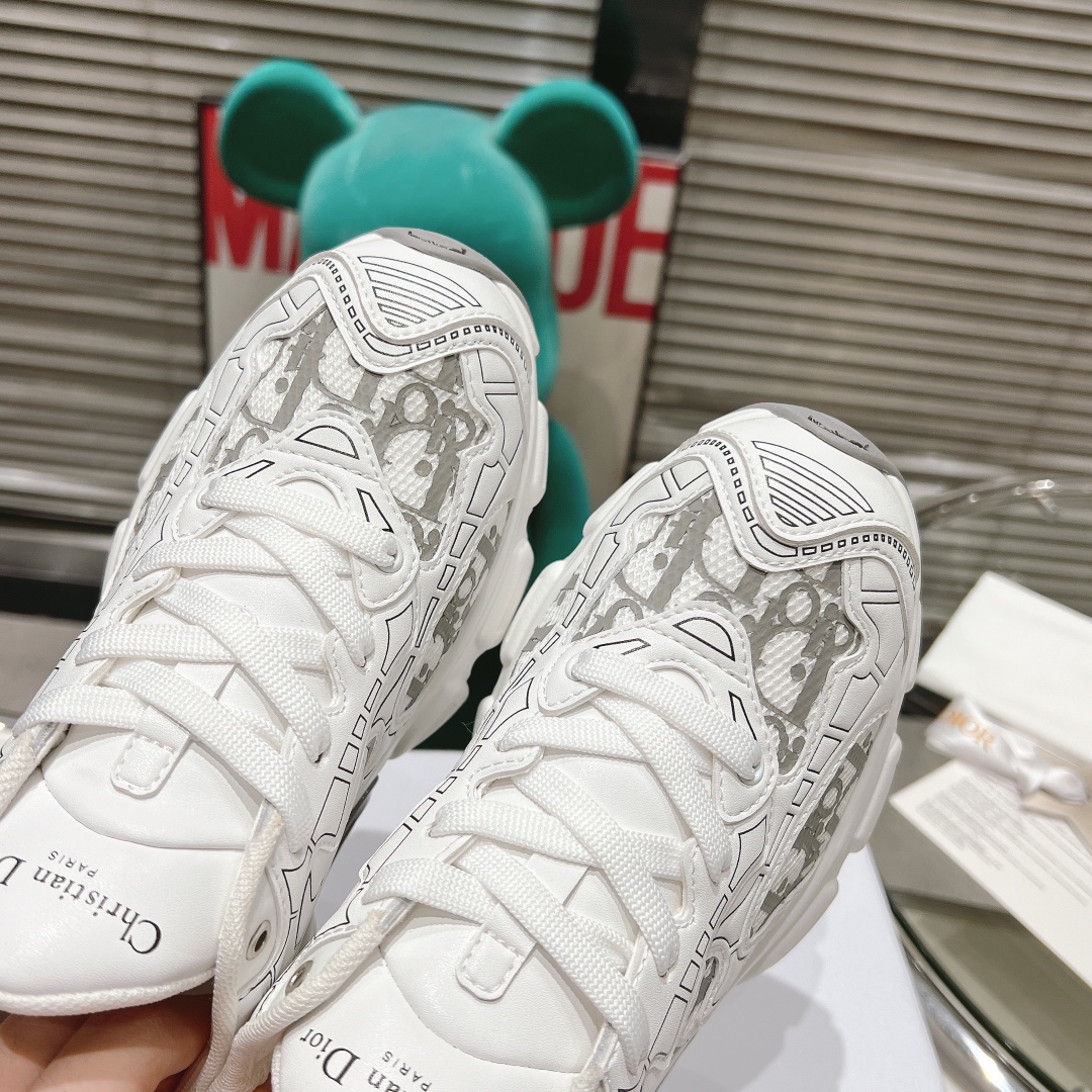 Dior Chrono Sneakers