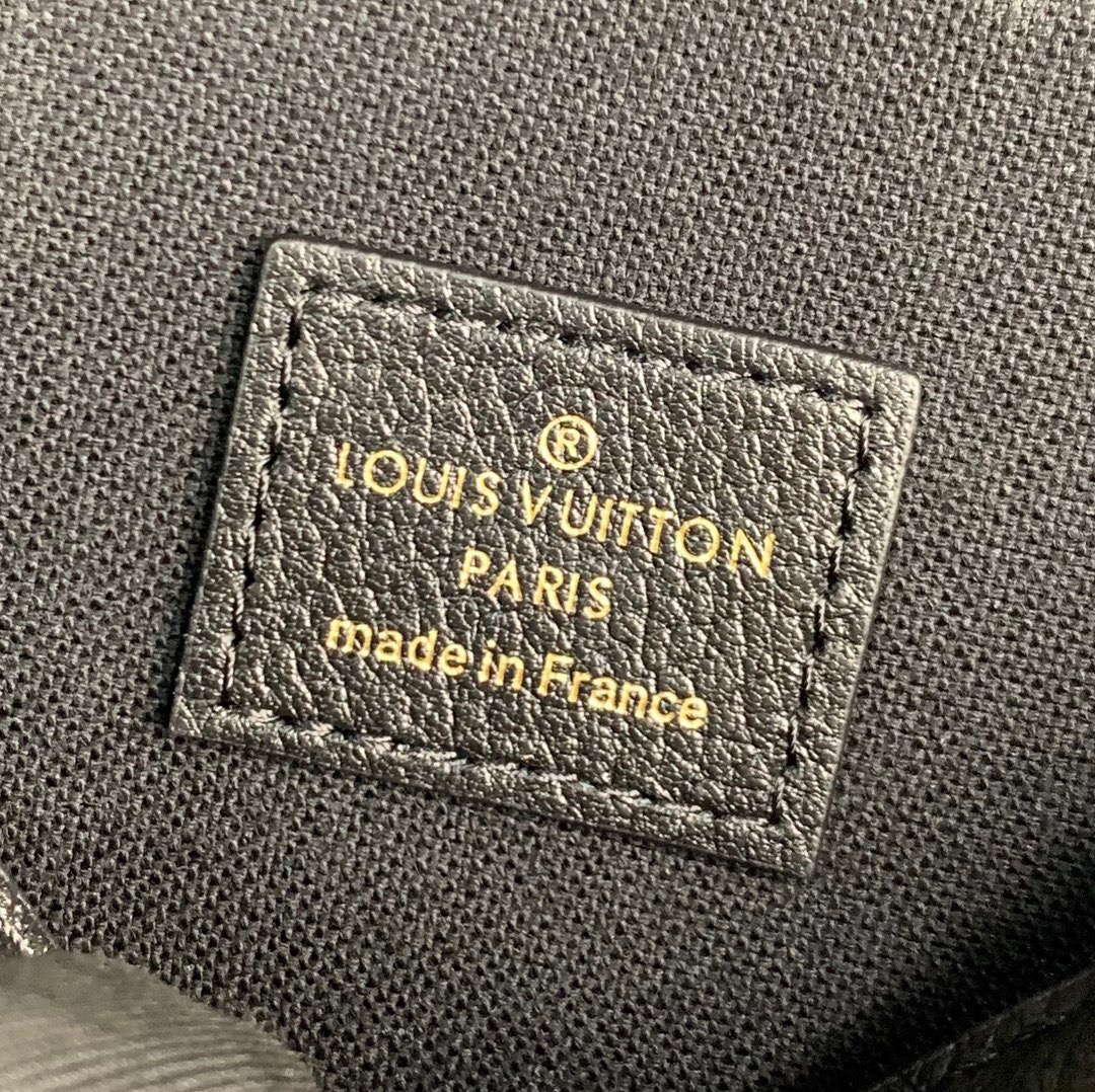 Gucci Clutch Bag & Wallet