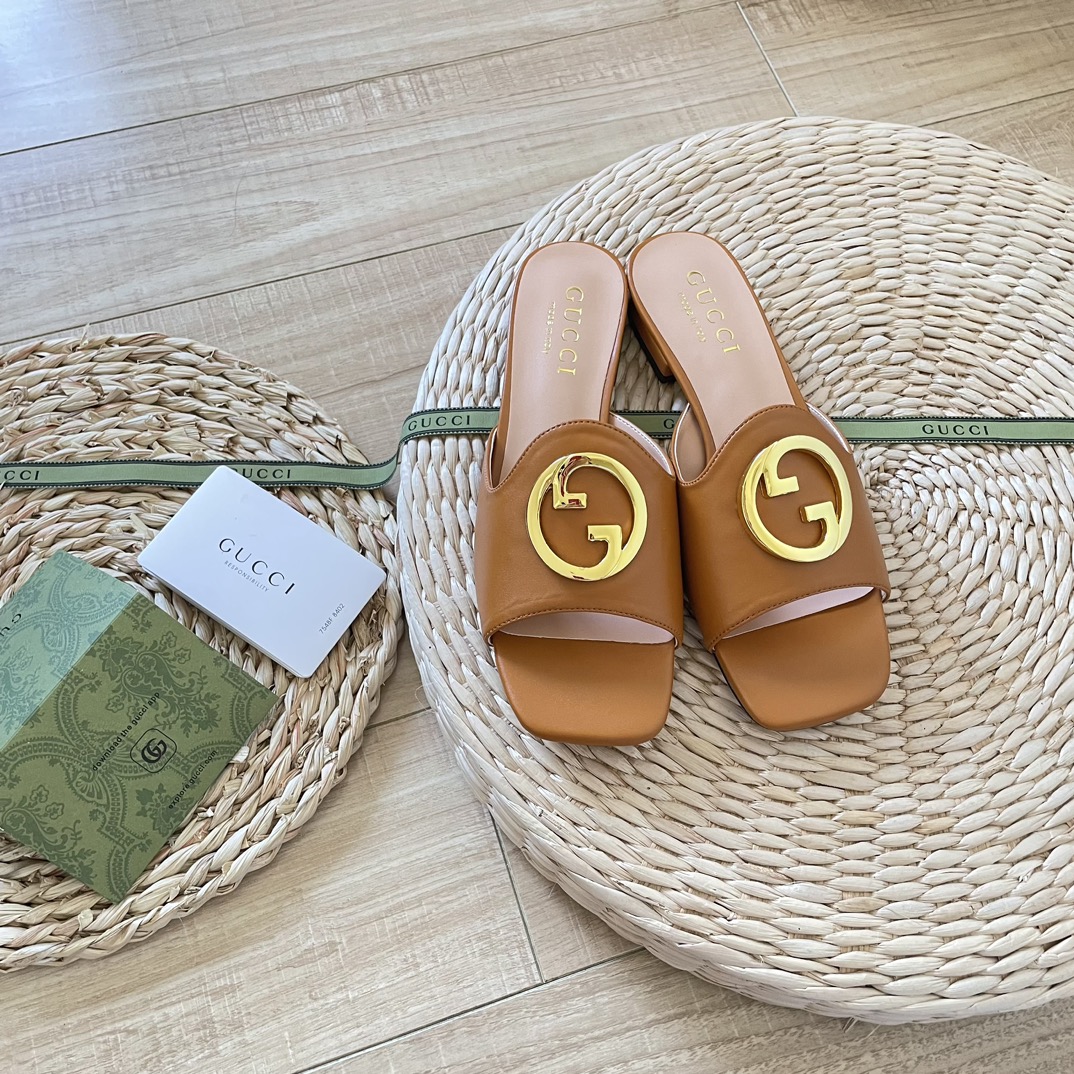 GUCCIOriginal big brand luxury goods 1:1 high-end quality top qualityGucci new buckle round G slippers/sandals