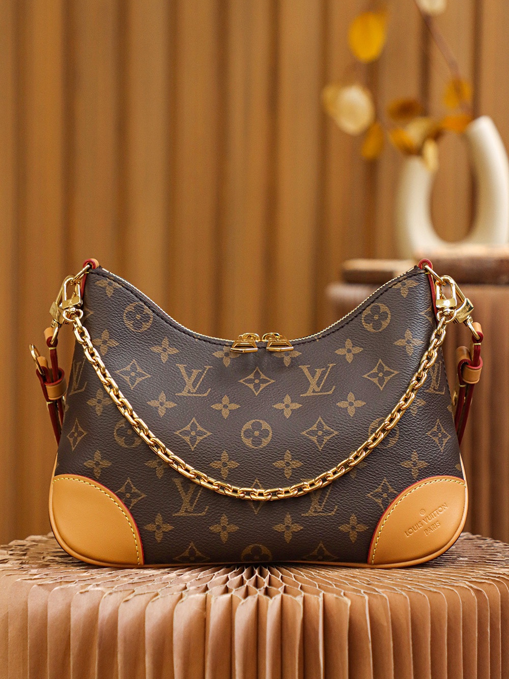 Louis Vuitton Classic Fashionable Tote Bag