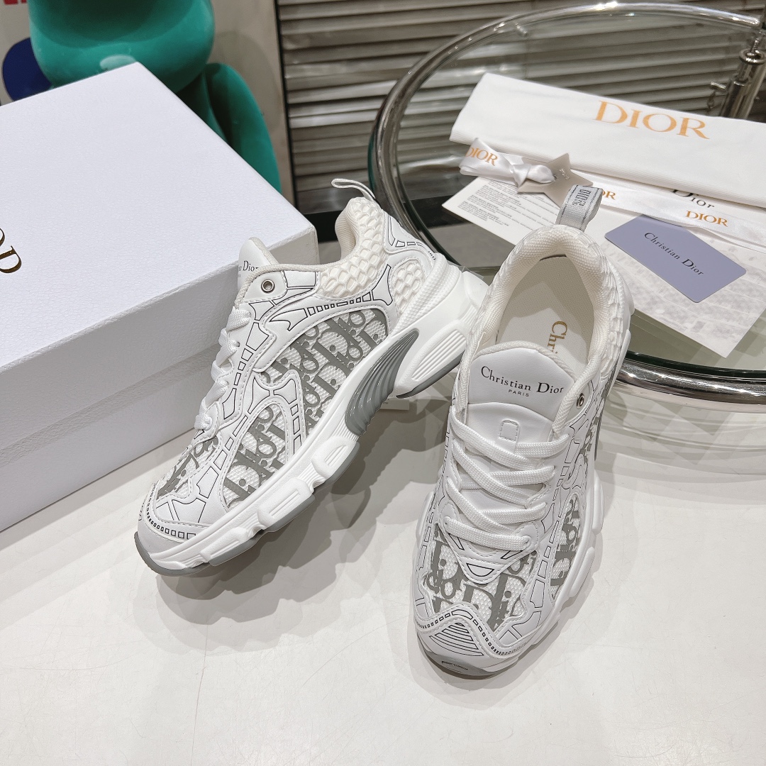 Dior Chrono Sneakers