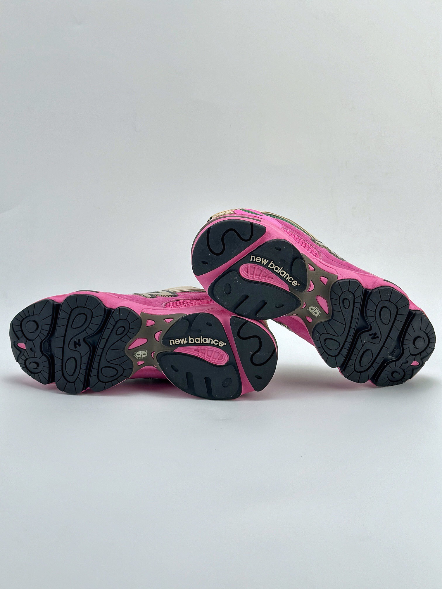 New Balance M1000 Jogging Shoes for Sports