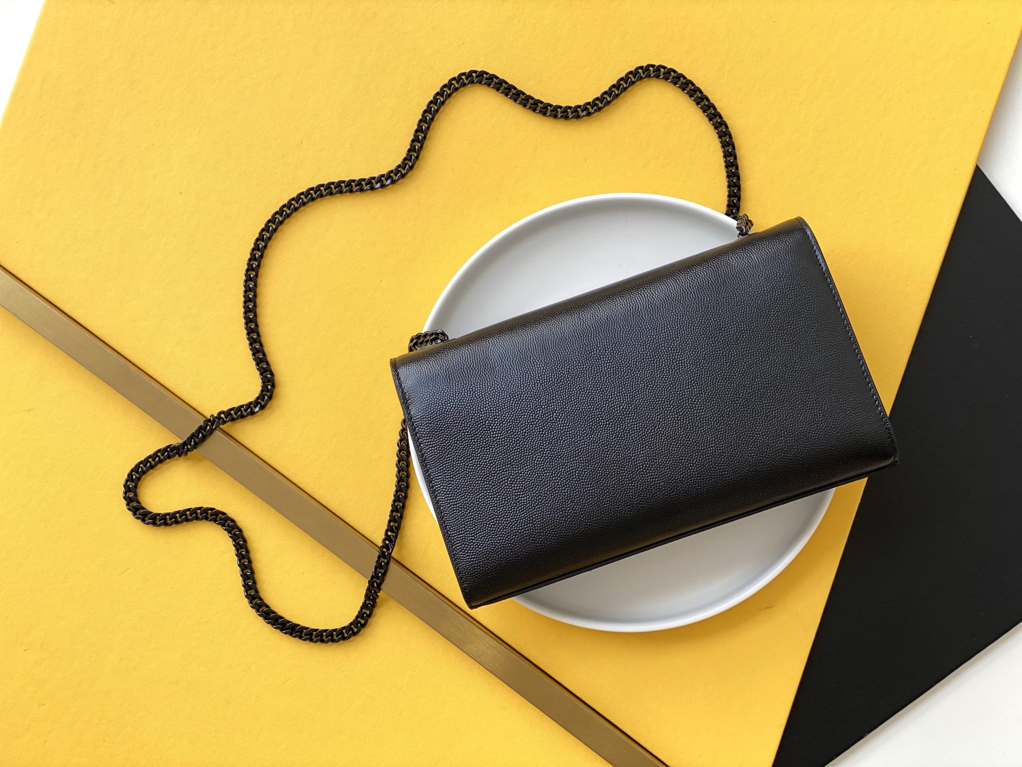 Saint Laurent Classic Chain Shoulder/Crossbody Bag for Women  in Black