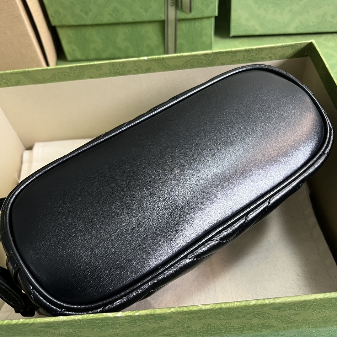 Gucci Minimalist Sheepskin Handbag