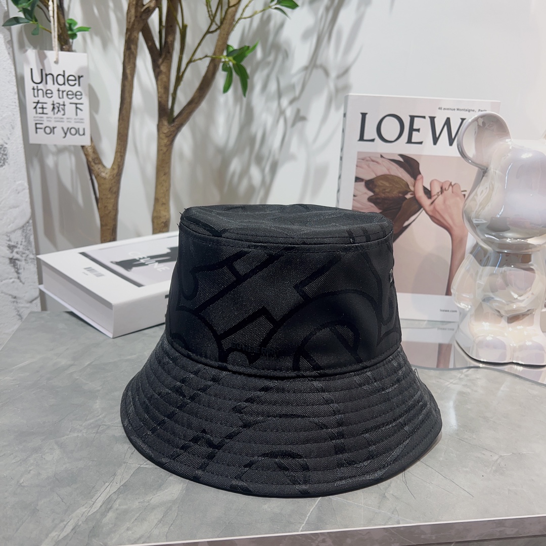 Burberry Black Fisherman Hat