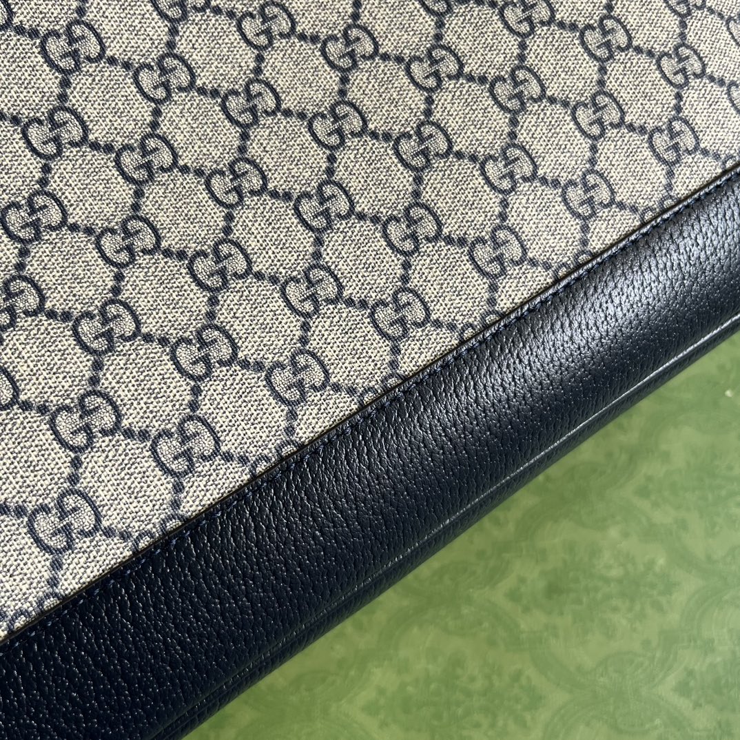 Gucci Classic Vintage-Inspired Leather Large Tote Bag