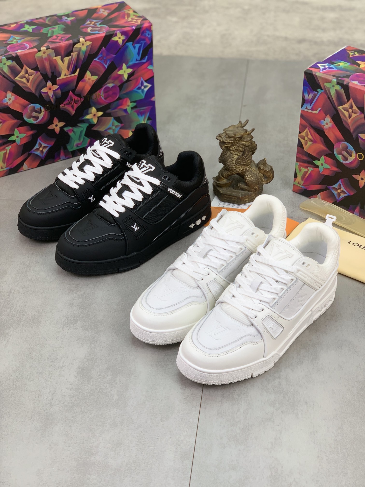 Louis Vuitton Fashionable Versatile Sneakers