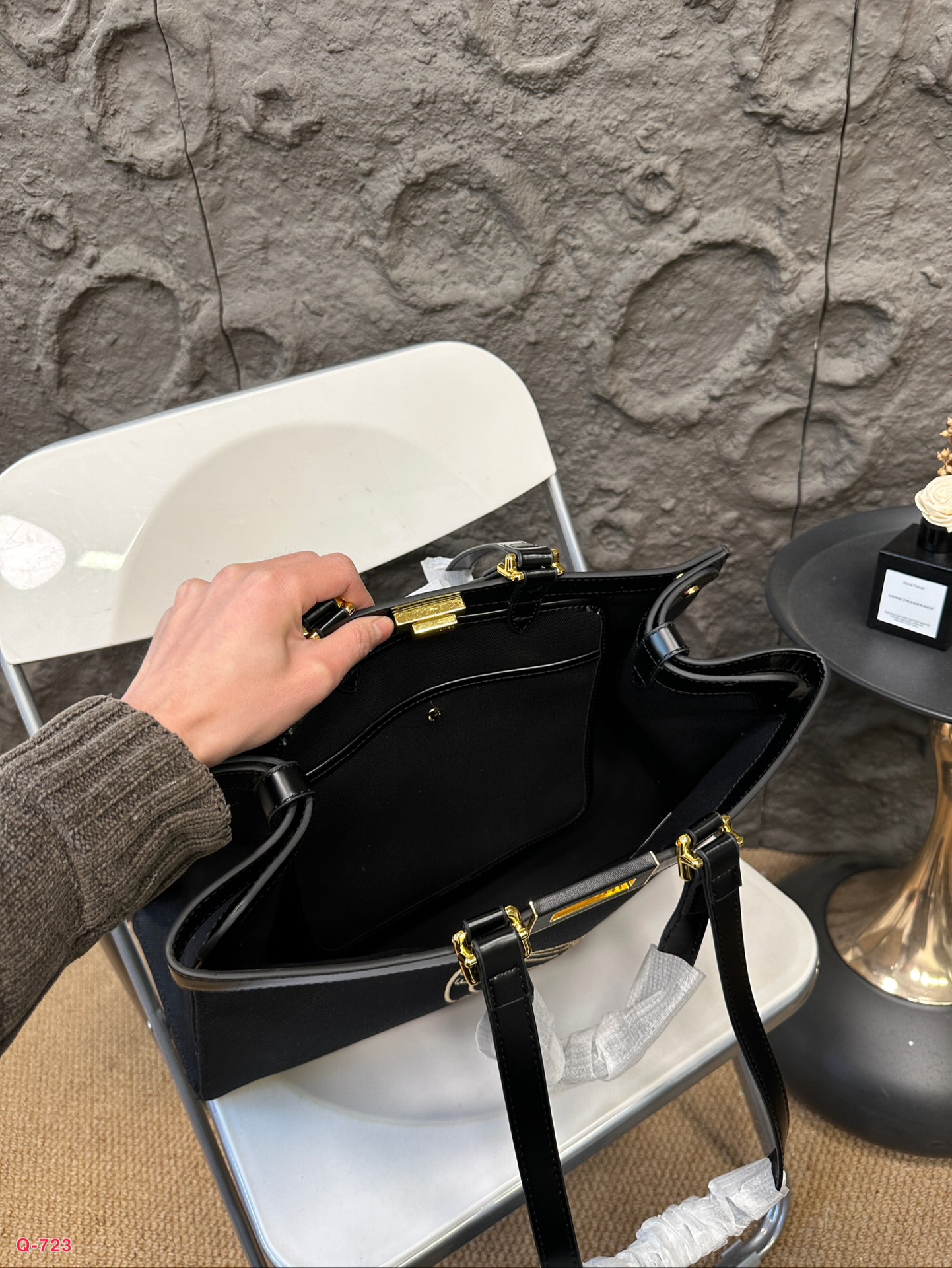 Fendi Pouch Tote Handbag