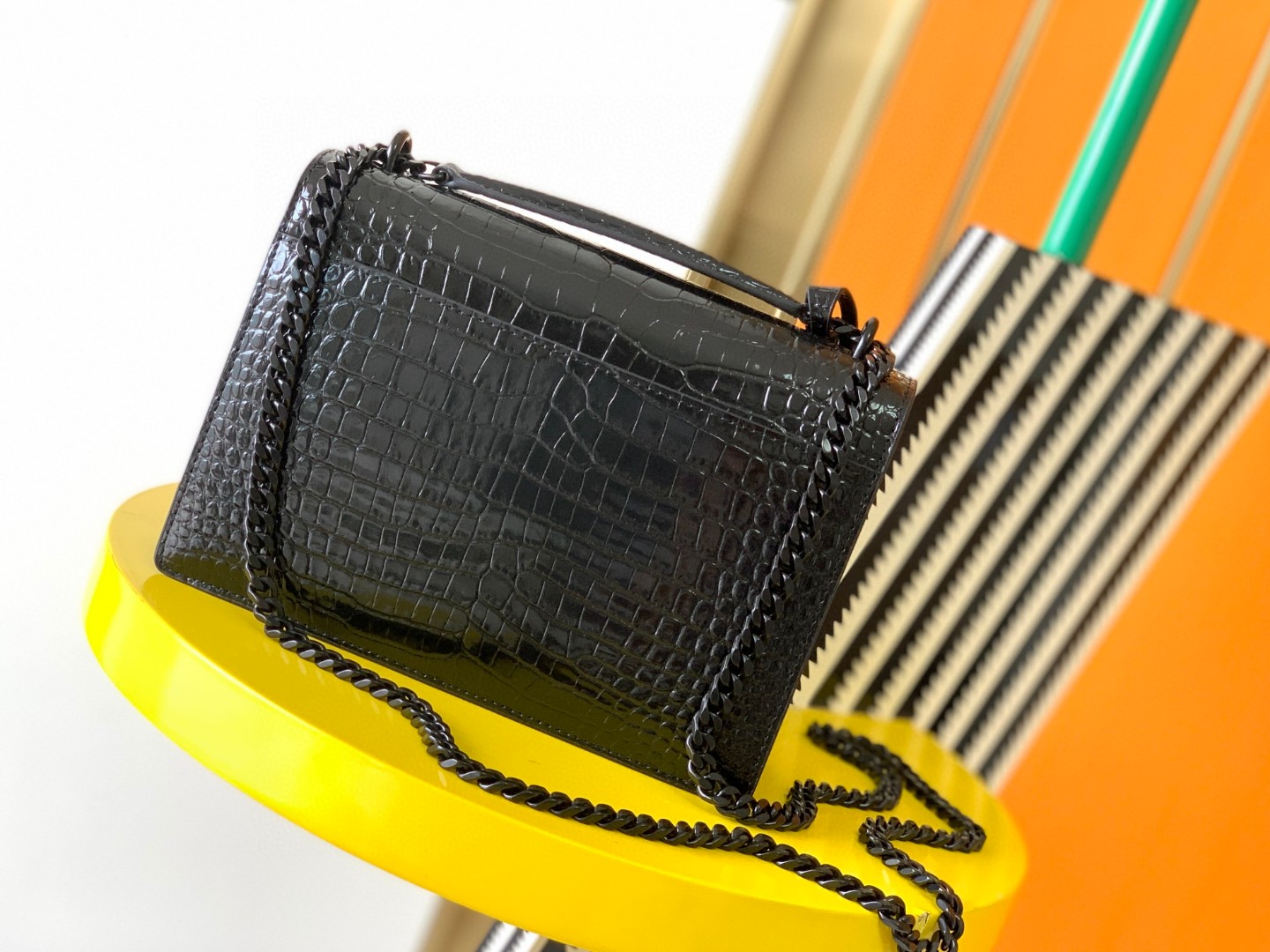 Saint Laurent Classic Chain Shoulder/Crossbody Bag for Women  in Black