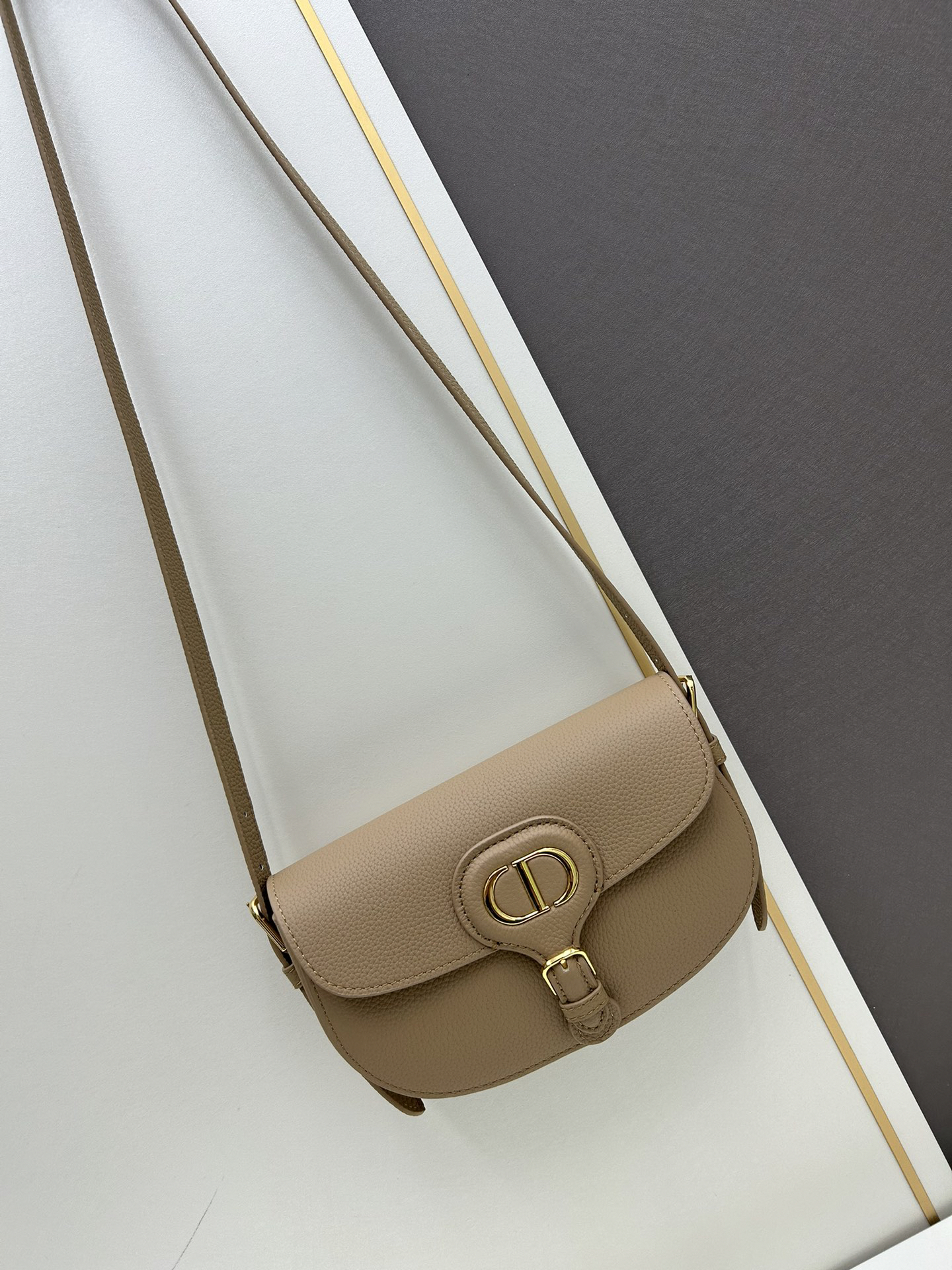 DIOR First-Layer Cowhide Saddle Bag
