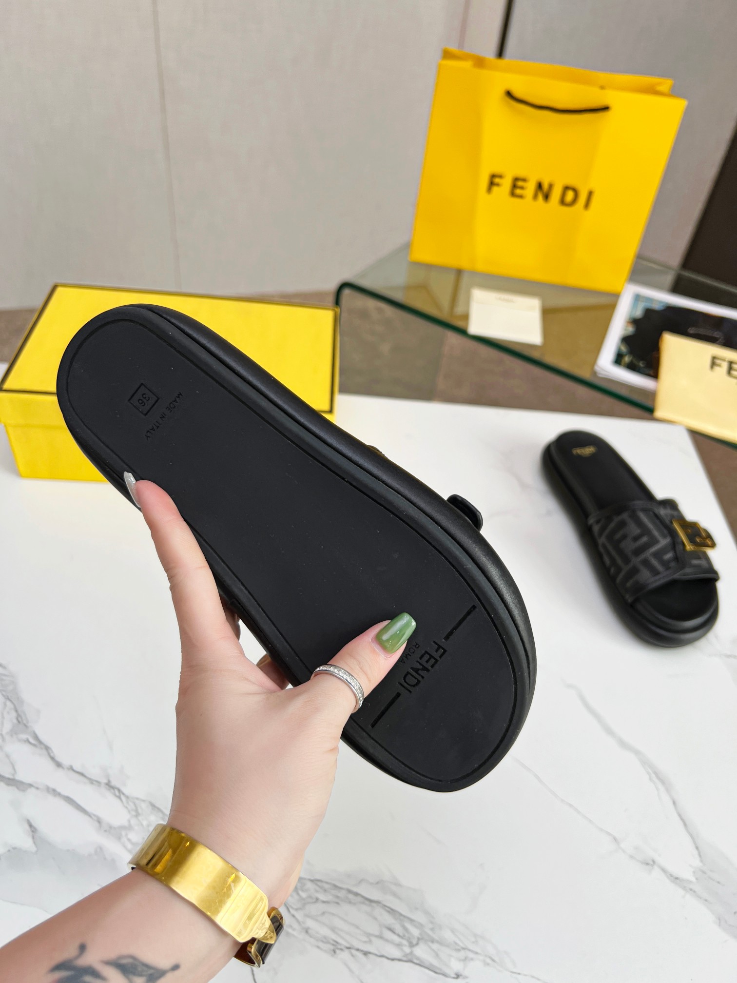 FENDI Casual Slippers