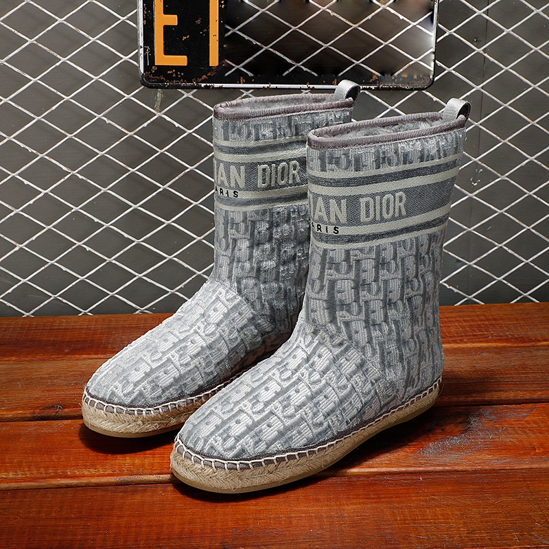 Dior Granville Snow Boots: The Hottest Winter Trend