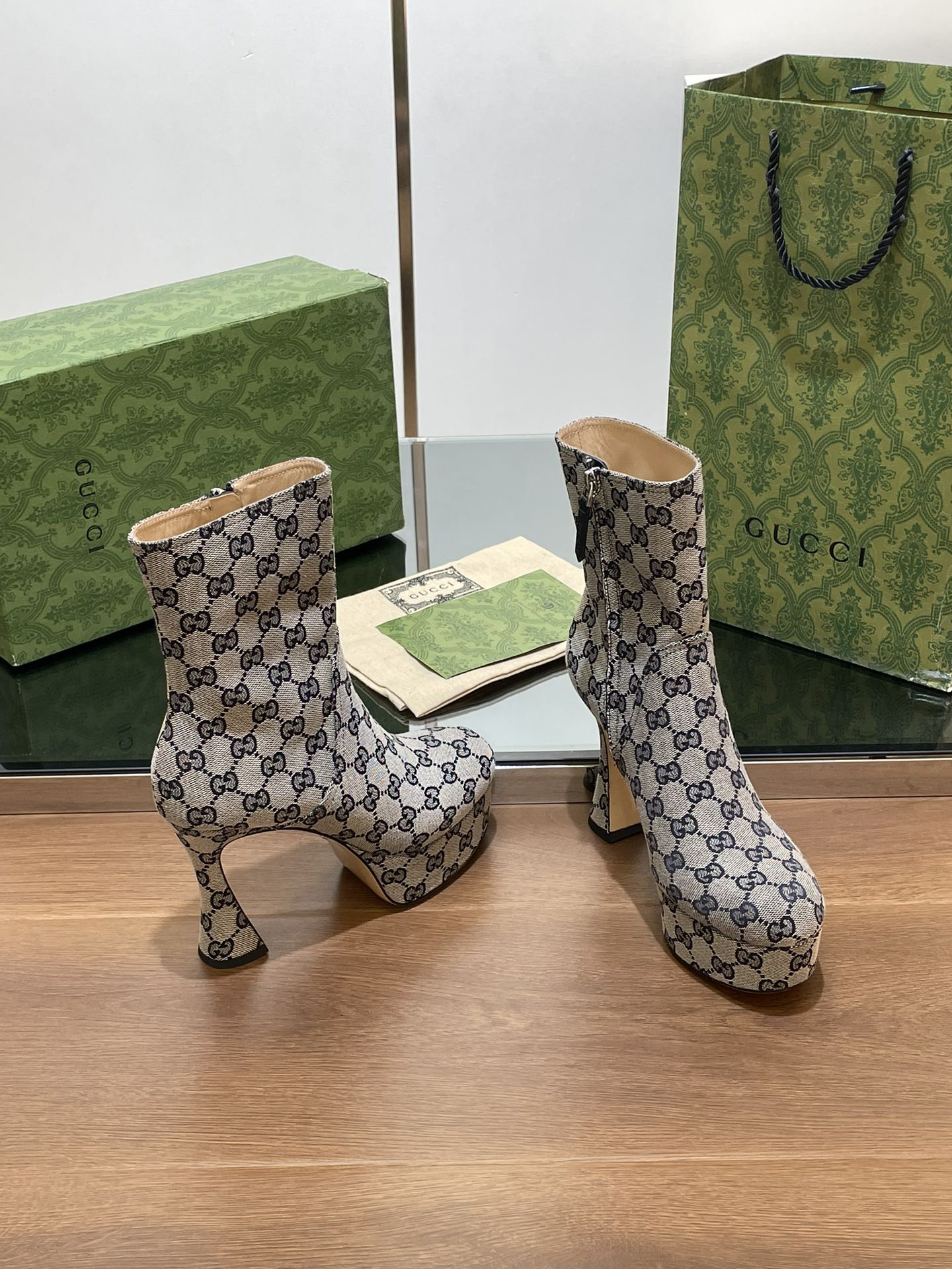 Gucci High-Heel Thick-Soled Platform Waterproof Boots