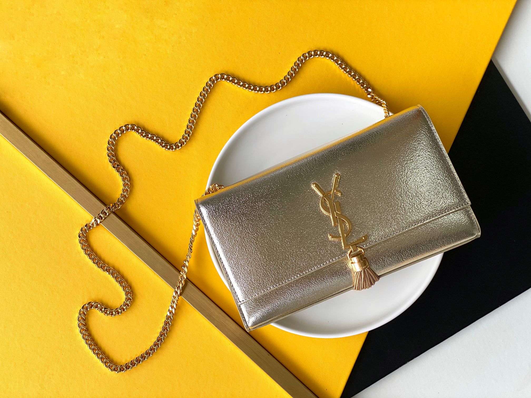 Saint Laurent Classic Chain Shoulder/Crossbody Bag for Women