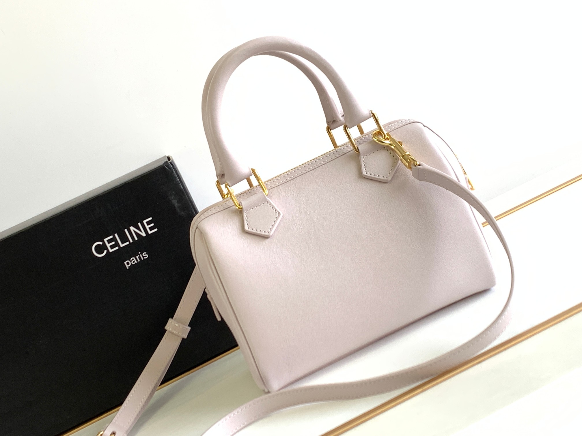 Original big brand luxury goods 1:1 high-end quality top qualityCELIN CUIR TRIOMBE small smooth calf leather Boston bagOriginal big brand luxury goods 1:1 high-end quality top original size copy