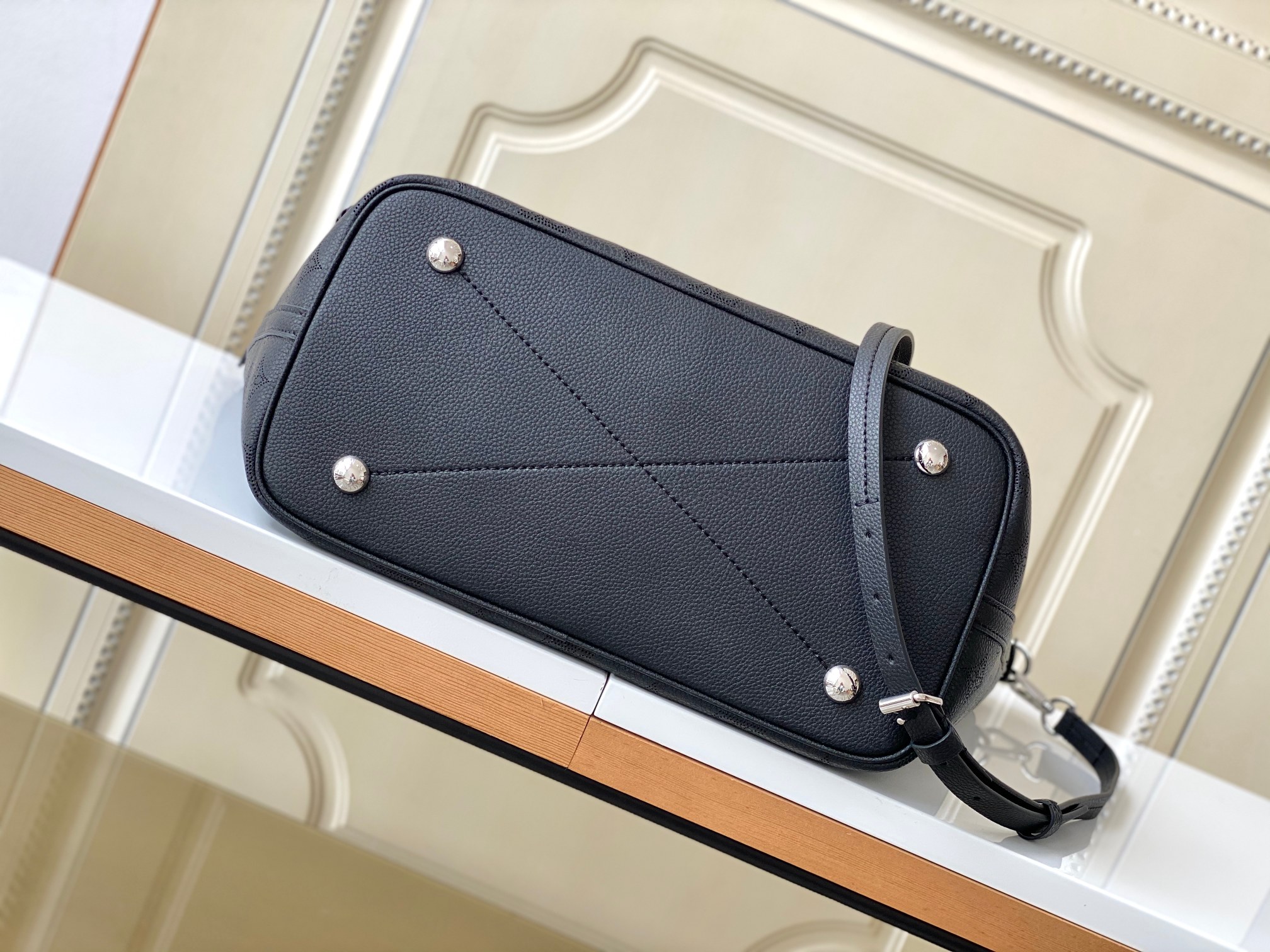 Louis Vuitton Classic Leather Tote Bag