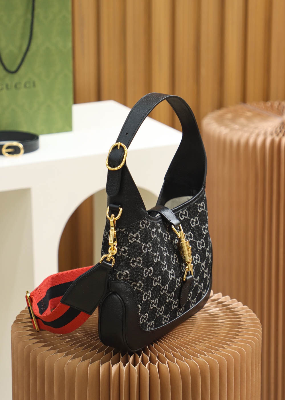 Gucci Canvas Crossbody&Undream Bag