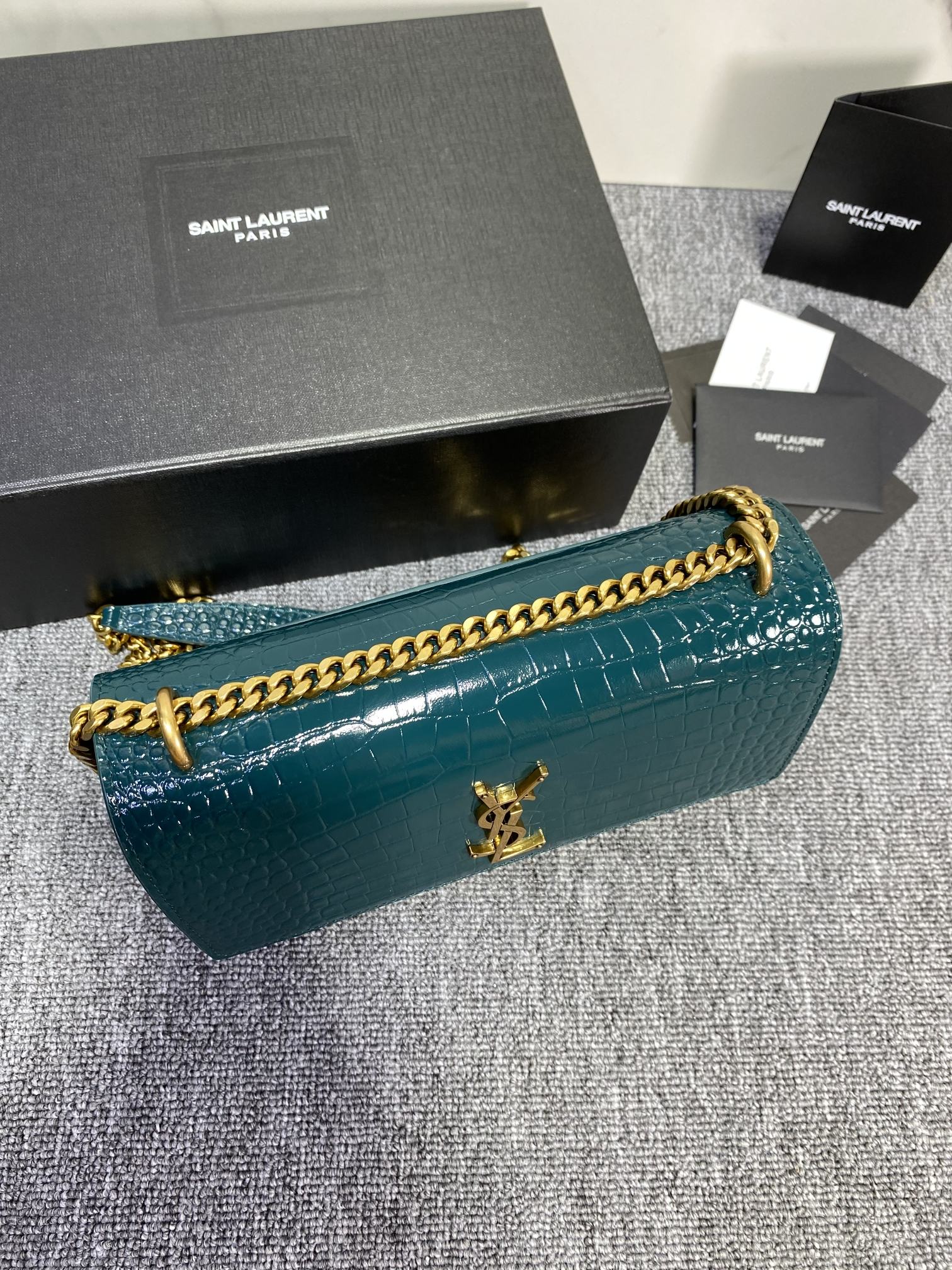 Saint Laurent Classic Chain Shoulder/Crossbody Bag for Women