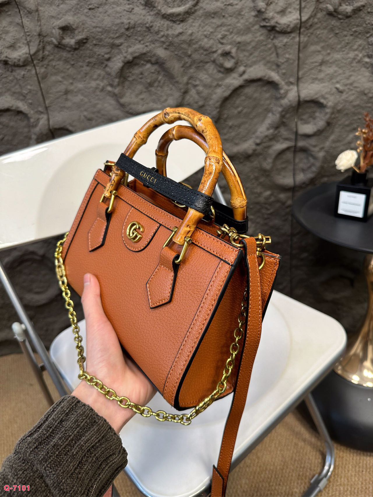 Gucci Top Grade Cowhide Crossbody & Handbag