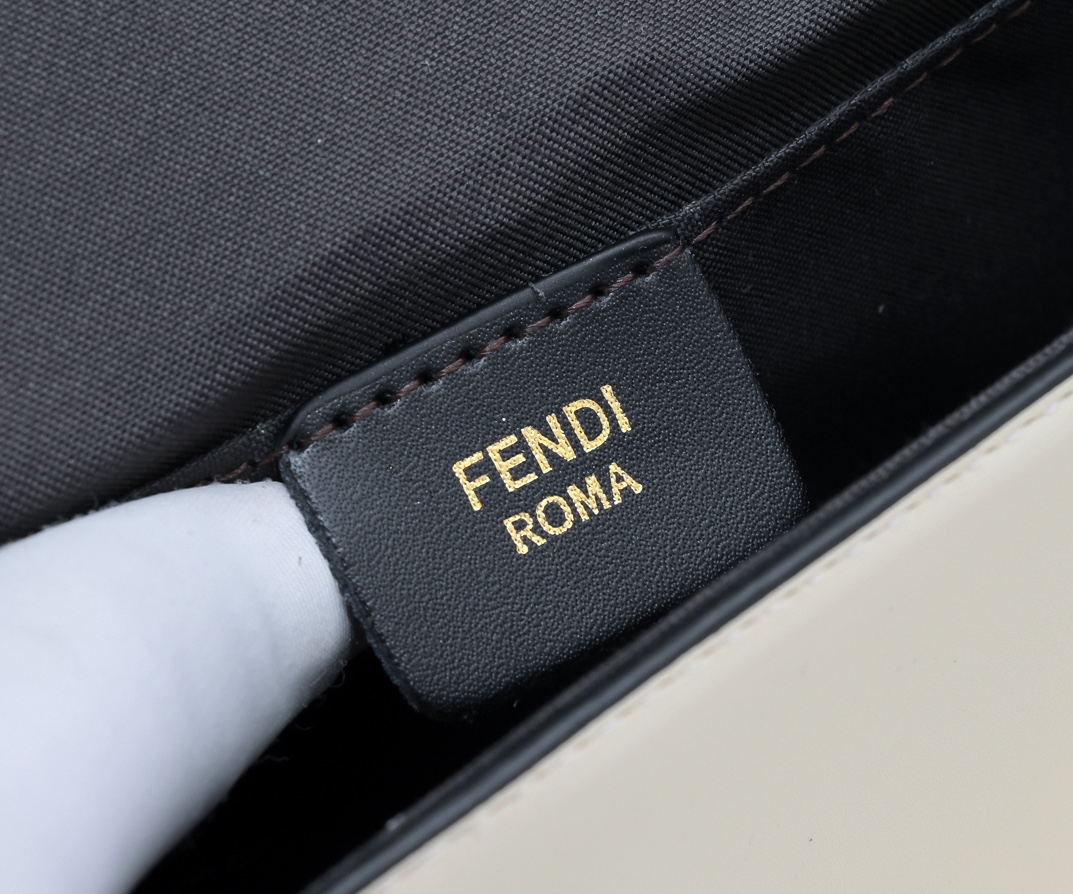 FENDI1:1 high-end quality top original size copyFendi fendi chain bag shoulder Messenger bagOriginal big brand luxury goods 1:1 high-end quality top original size copy