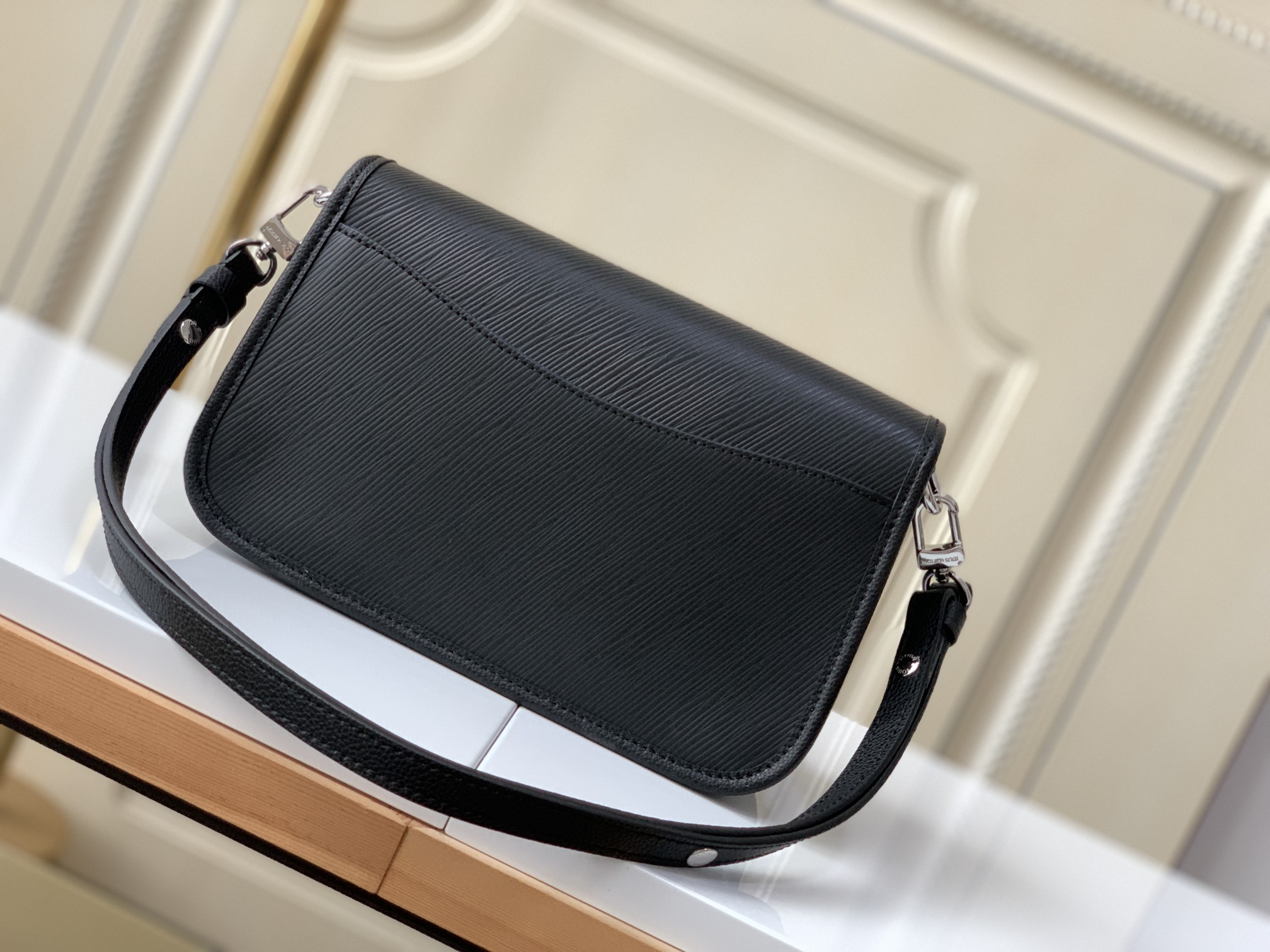 LV Cowhide Crossbody/Shoulder Bag