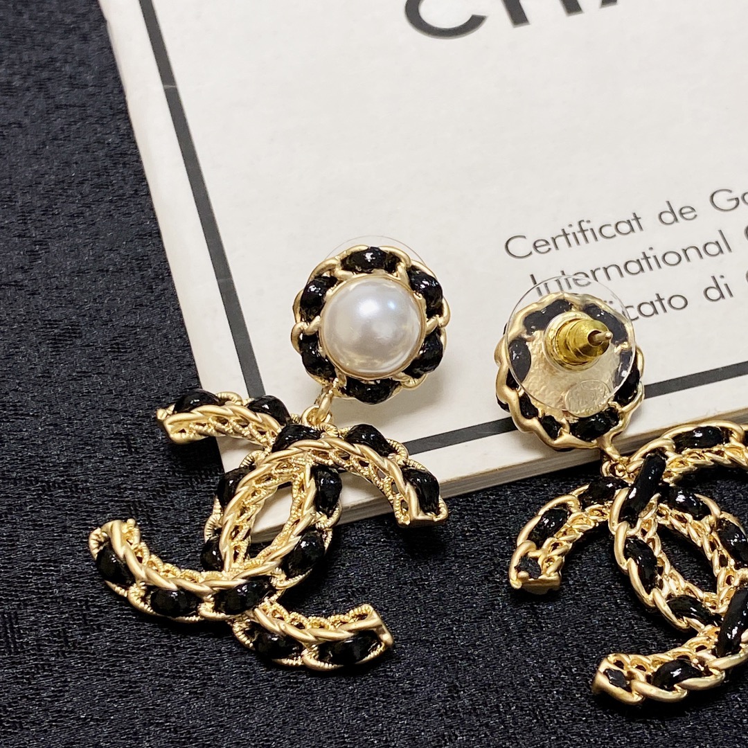 Chanel Classic Elegance Earrings