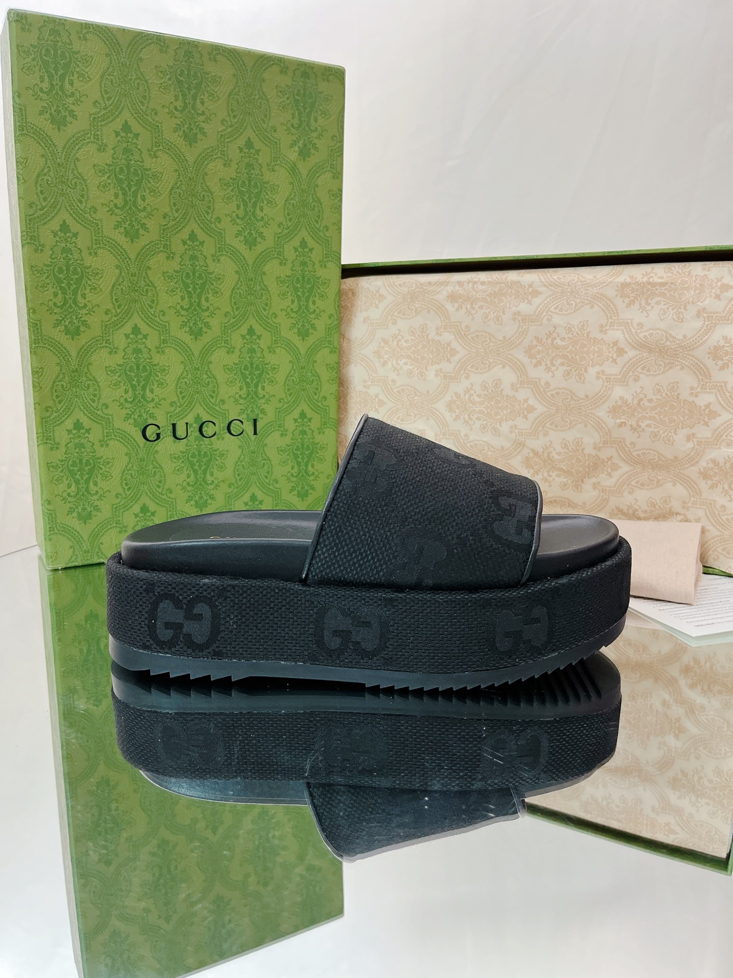 Gucci Thick-Soled Slippers