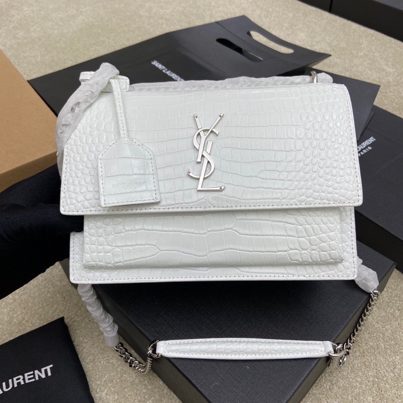 Saint Laurent Classic Chain Shoulder/Crossbody Bag in White for Women