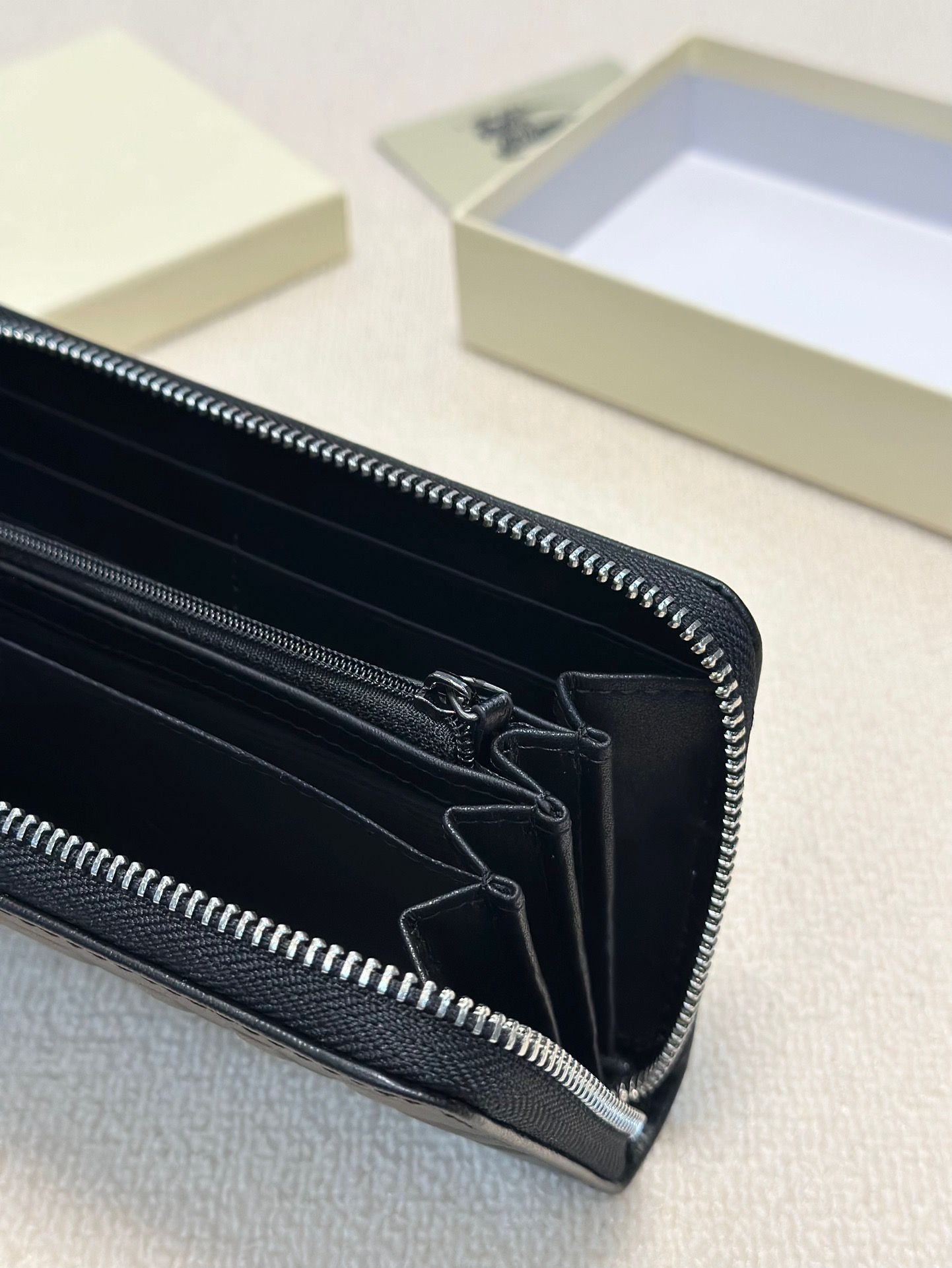 Burberry Handheld Wallet