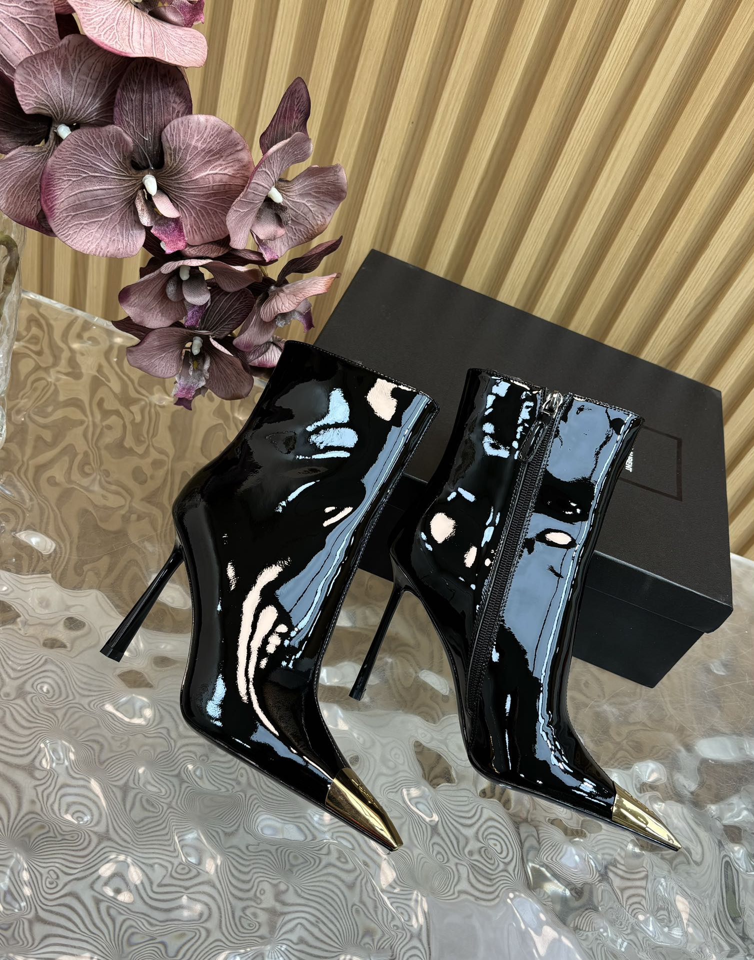 Saint Laurent Lee Patent Leather High-Heel Boots(11CM)