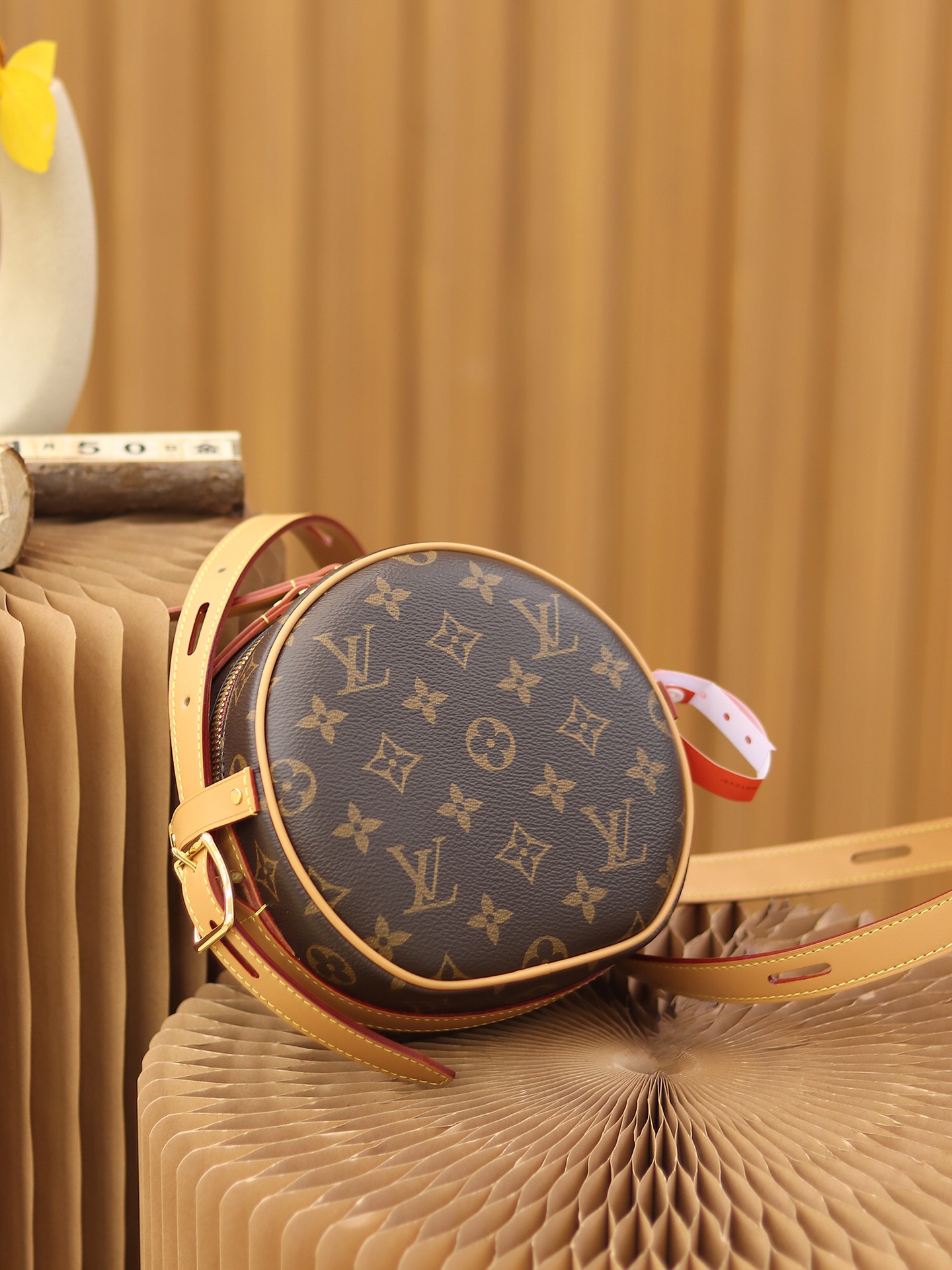 Louis Vuitton Classic Vintage-Inspired Round Bag