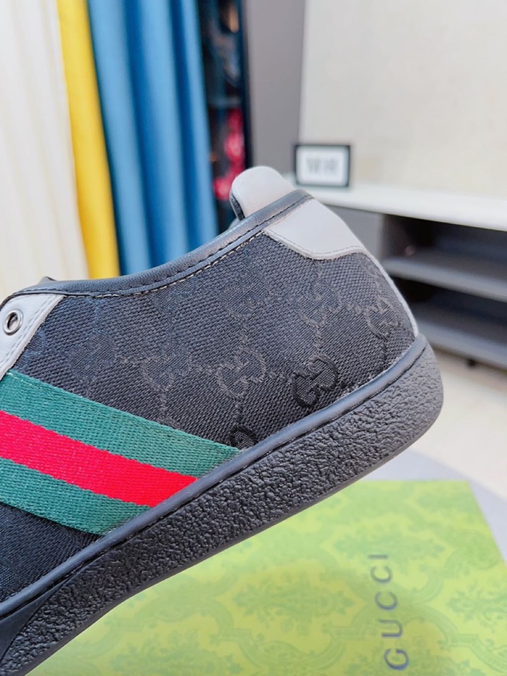 Gucci Luxurious Sneakers
