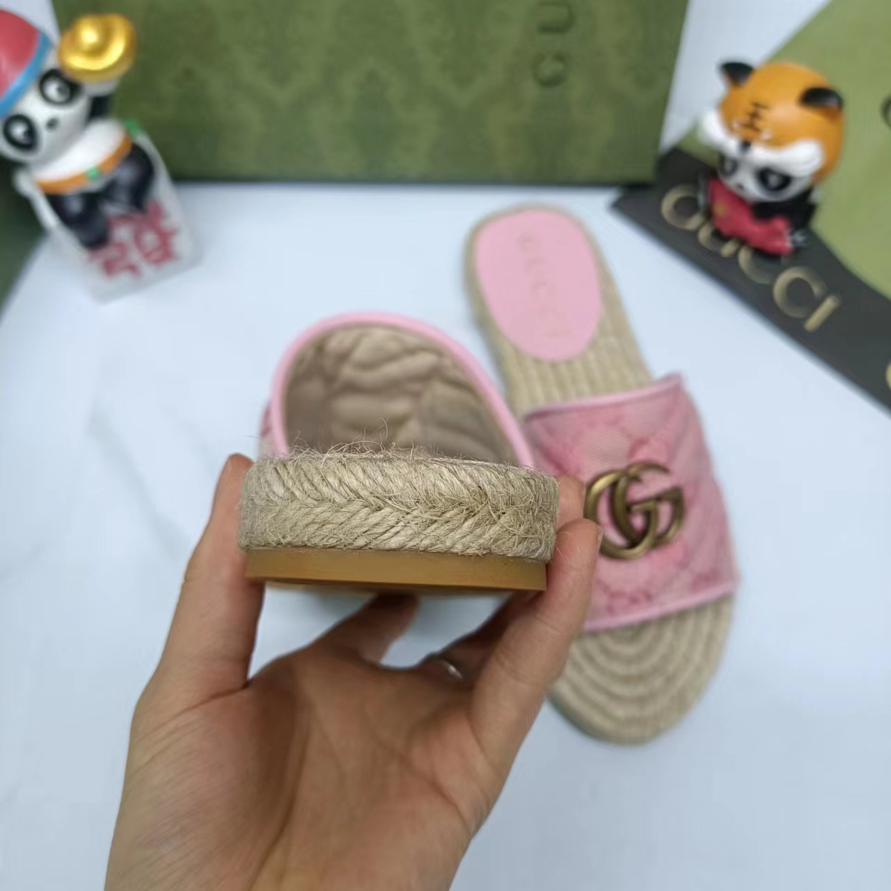 Gucci Weaved Flat Slippers
