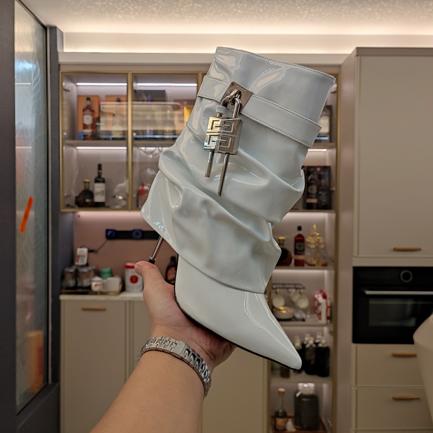 Givenchy Patent Leather Pointed-Toe High-Heeled Short Boots